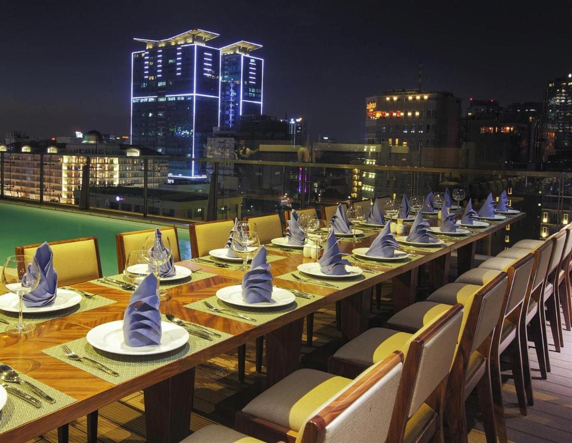 Ramada Encore By Wyndham Saigon D1 - Formerly M Boutique Hotel Saigon Ho-Chi-Minh-Stadt Exterior foto