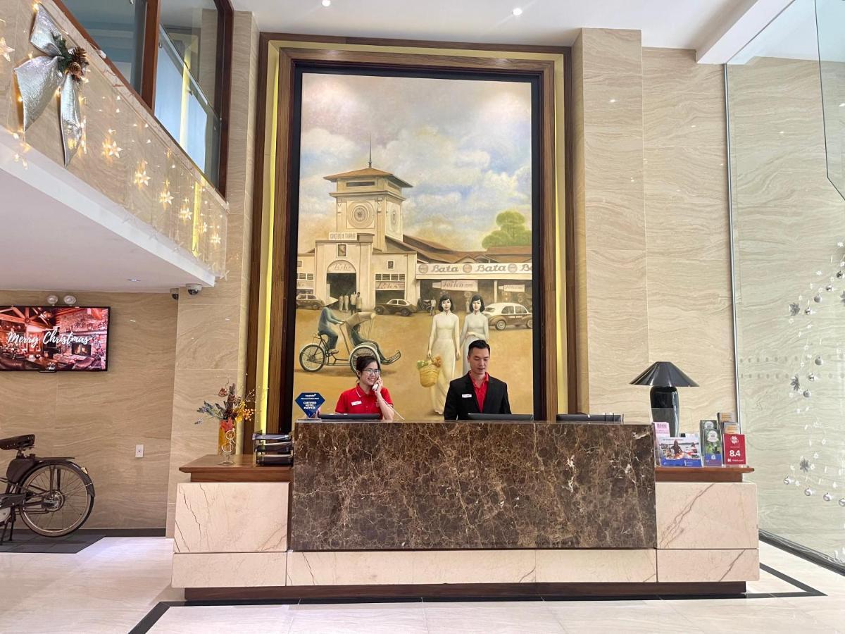 Ramada Encore By Wyndham Saigon D1 - Formerly M Boutique Hotel Saigon Ho-Chi-Minh-Stadt Exterior foto